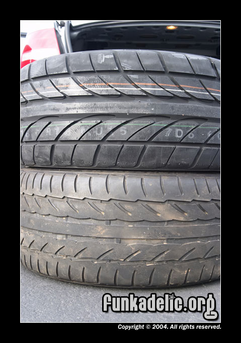 Bridgestone Potenza S-03 tread vs. Kuhmo MX tread