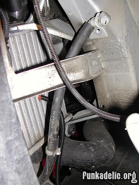 hose that connects to the headlight washers